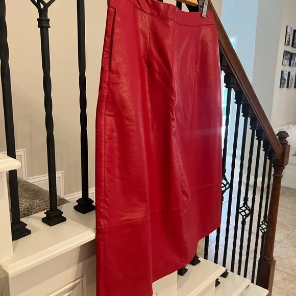 NWT Anthropologie Brand Red Faux Leather Skirt - Picture 3 of 13